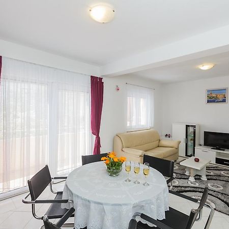 Apartment Anna Kastela Exterior photo